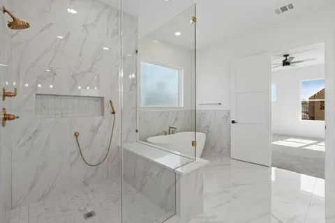 $559,900 | 1103 East 37th Street, Houston, TX 77022