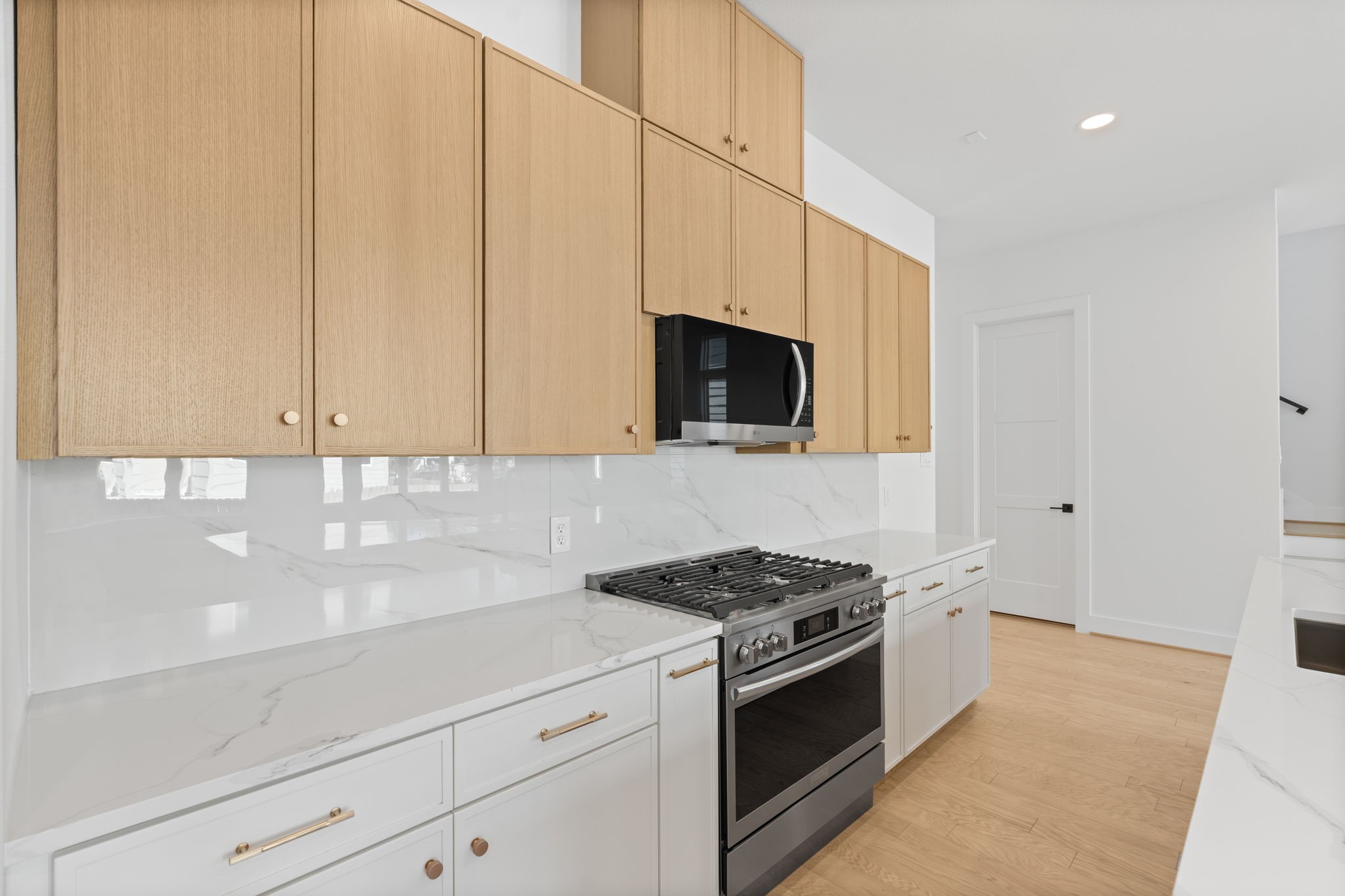 1103 East 37th Street Houston, TX 77022 - Photo 9 of 50