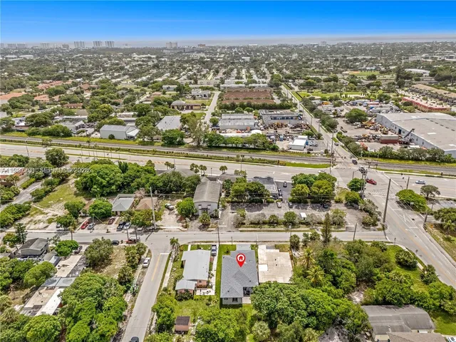 $599,000 | 363 Southwest 1st Terrace, Deerfield Beach, FL 33441