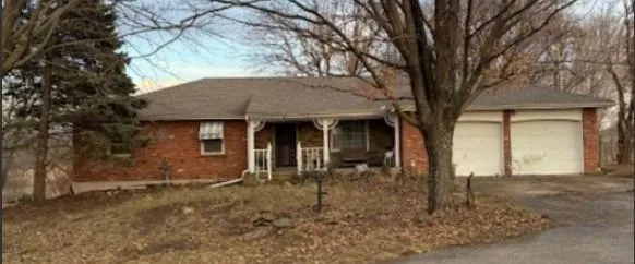 $100,000 | 14695 South Gardner Road, Gardner, KS 66030