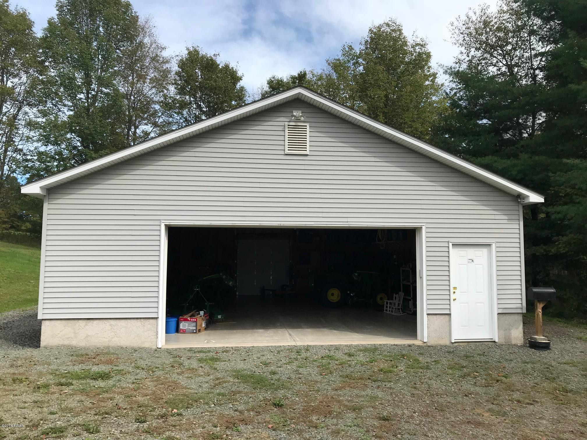 47 Roberts Road Starlight, PA 18461 - Photo 17 of 35