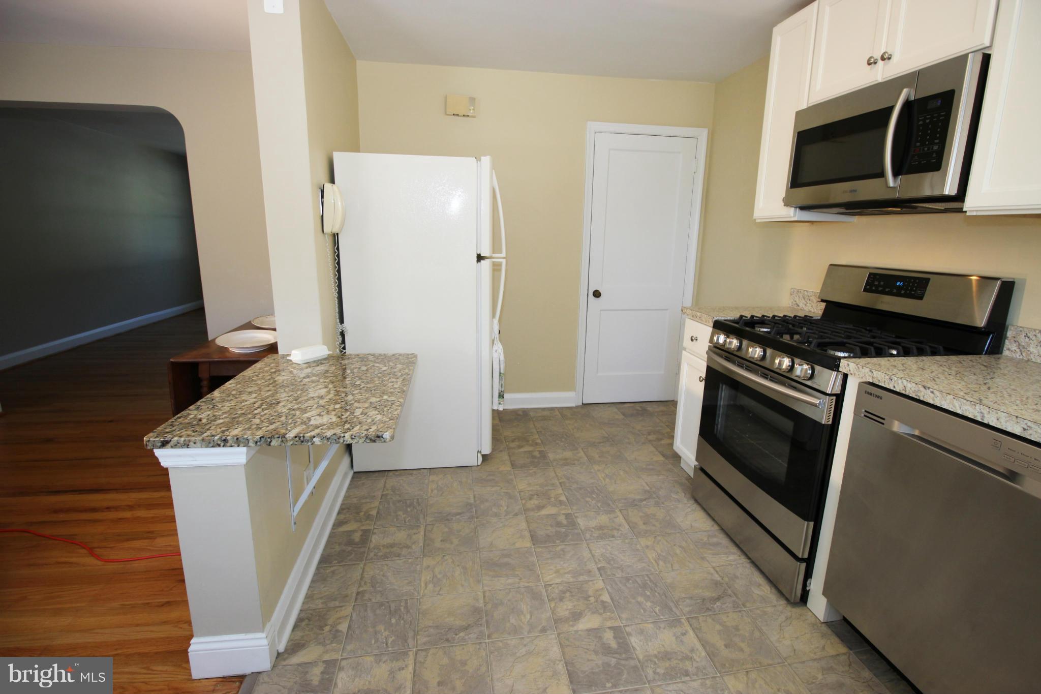 8115 Barksdale Road Baltimore, MD 21286 - Photo 11 of 25 Kitchen