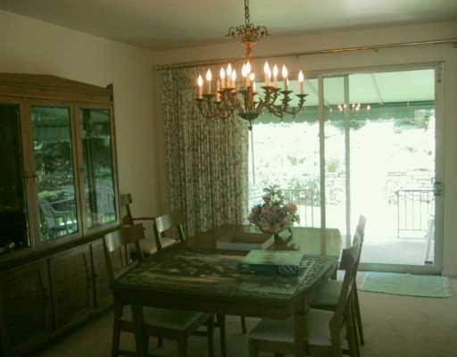 812 Limecrest Road Pittsburgh, PA 15221 - Photo 6 of 8 Dining Room.