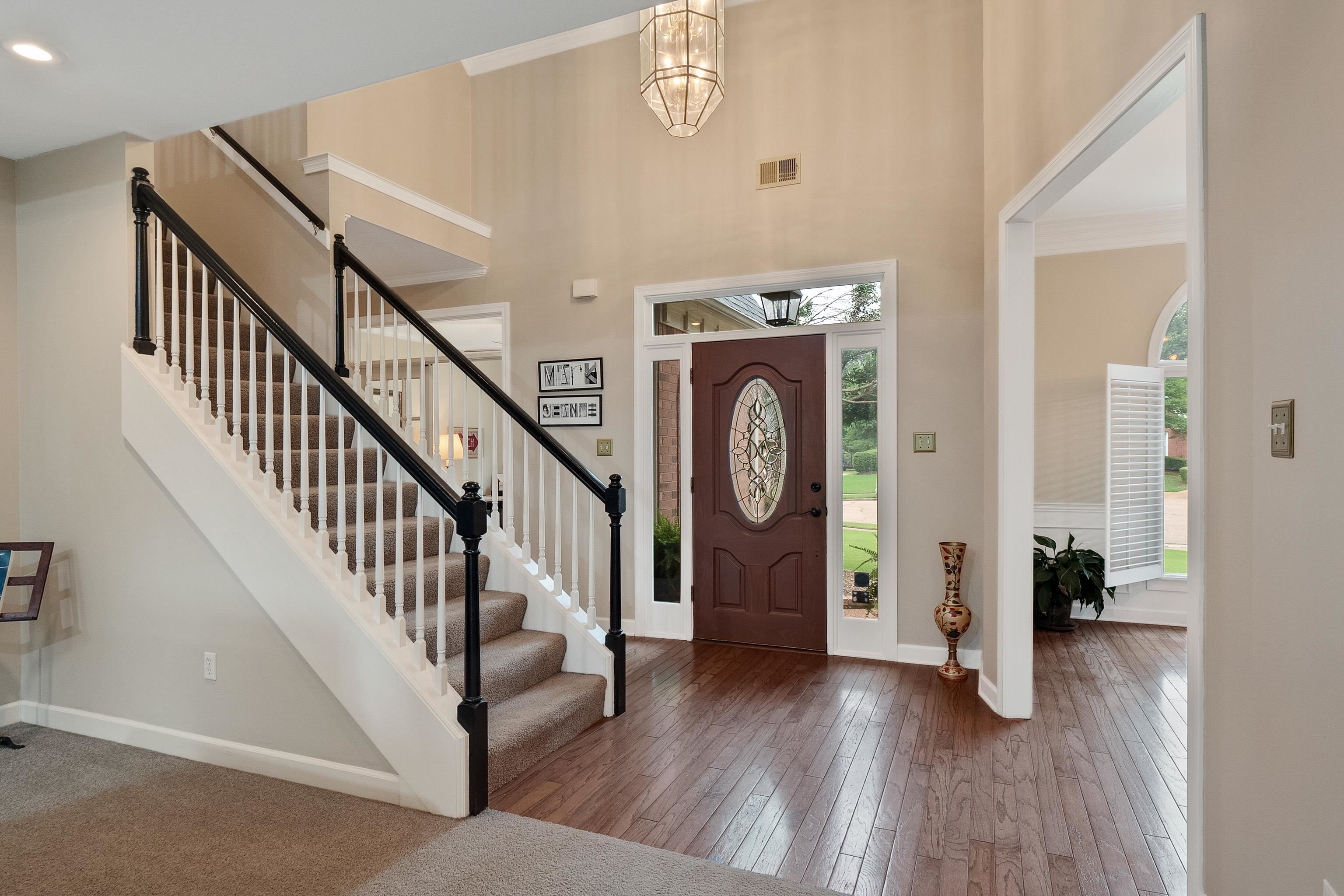 1050 Crosswinds Cove Collierville, TN 38017 - Photo 14 of 40 a view of entryway with wooden floor