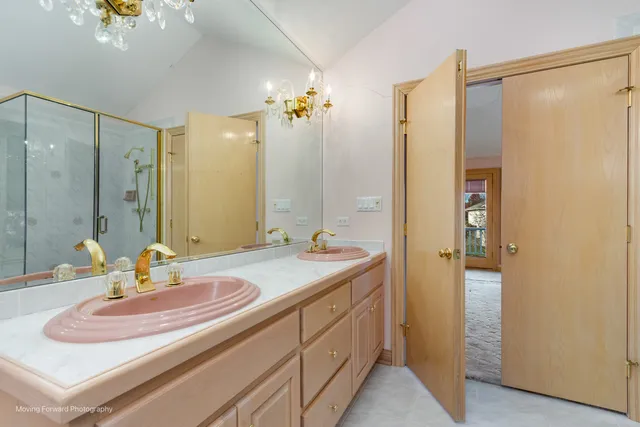 $1,099,990 | 9370 Cascade Circle, Burr Ridge, IL 60527