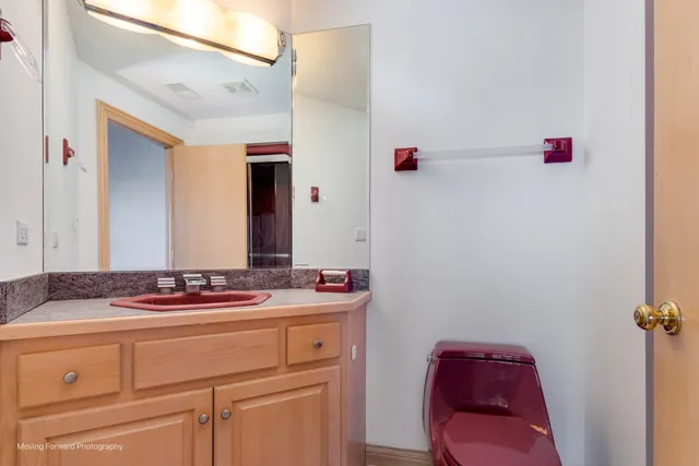 $1,099,990 | 9370 Cascade Circle, Burr Ridge, IL 60527