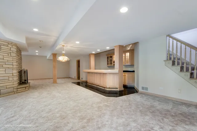 $1,099,990 | 9370 Cascade Circle, Burr Ridge, IL 60527