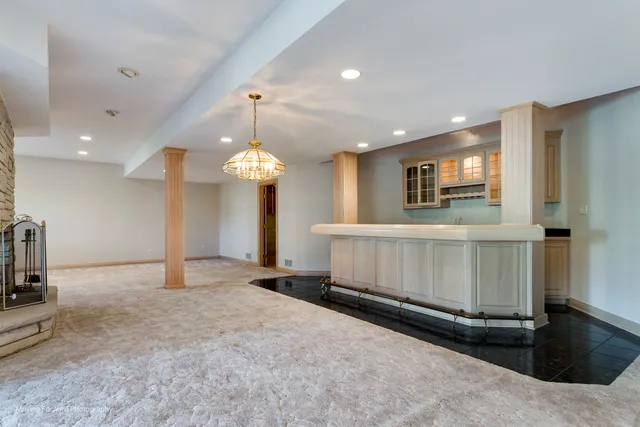 $1,099,990 | 9370 Cascade Circle, Burr Ridge, IL 60527