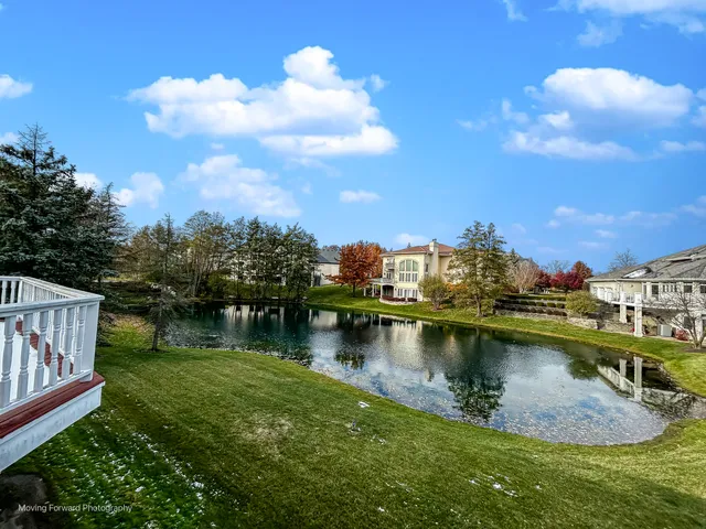 $1,099,990 | 9370 Cascade Circle, Burr Ridge, IL 60527