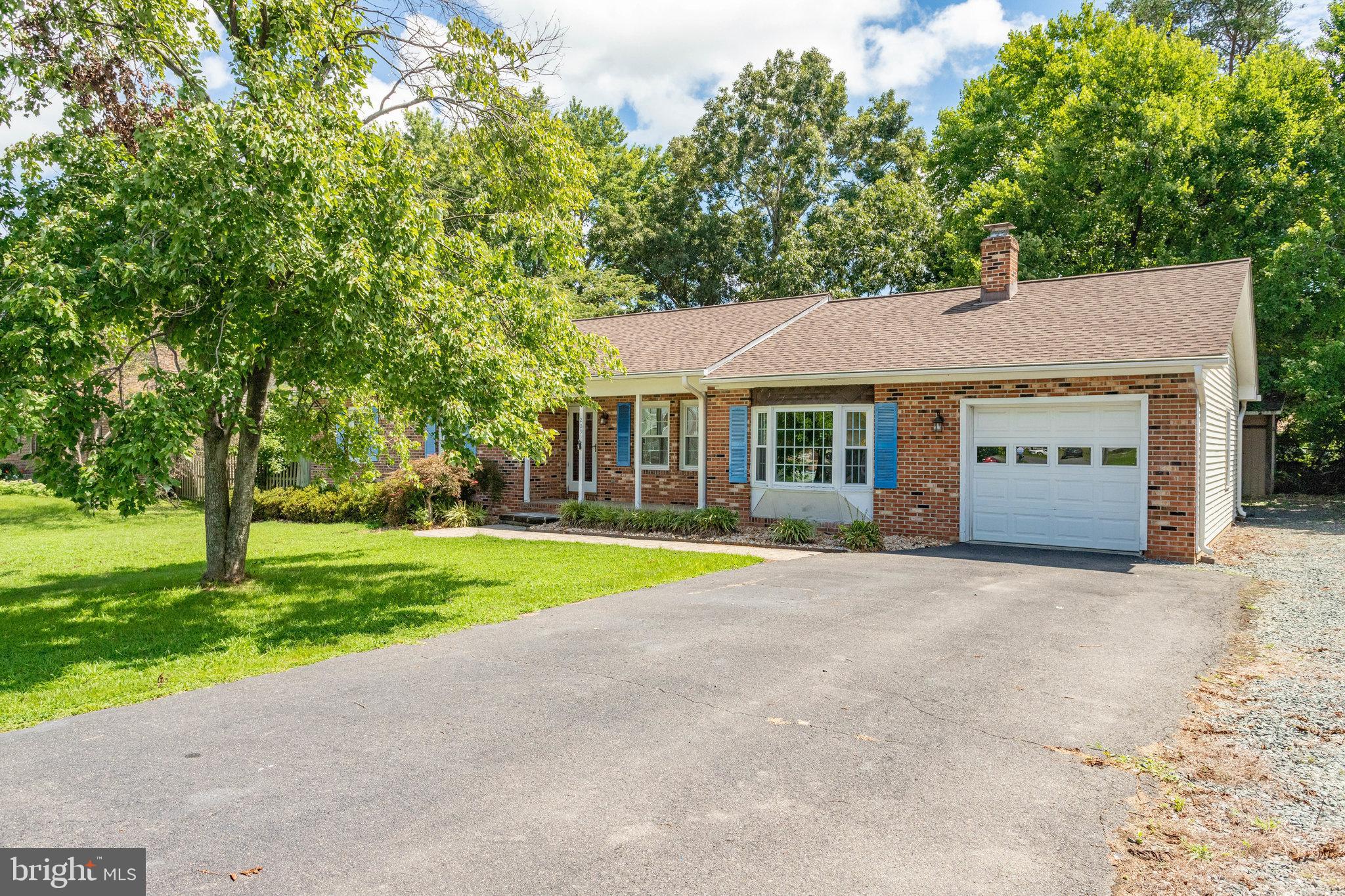 209 Raintree Boulevard Stafford, VA 22556 - Photo 3 of 48