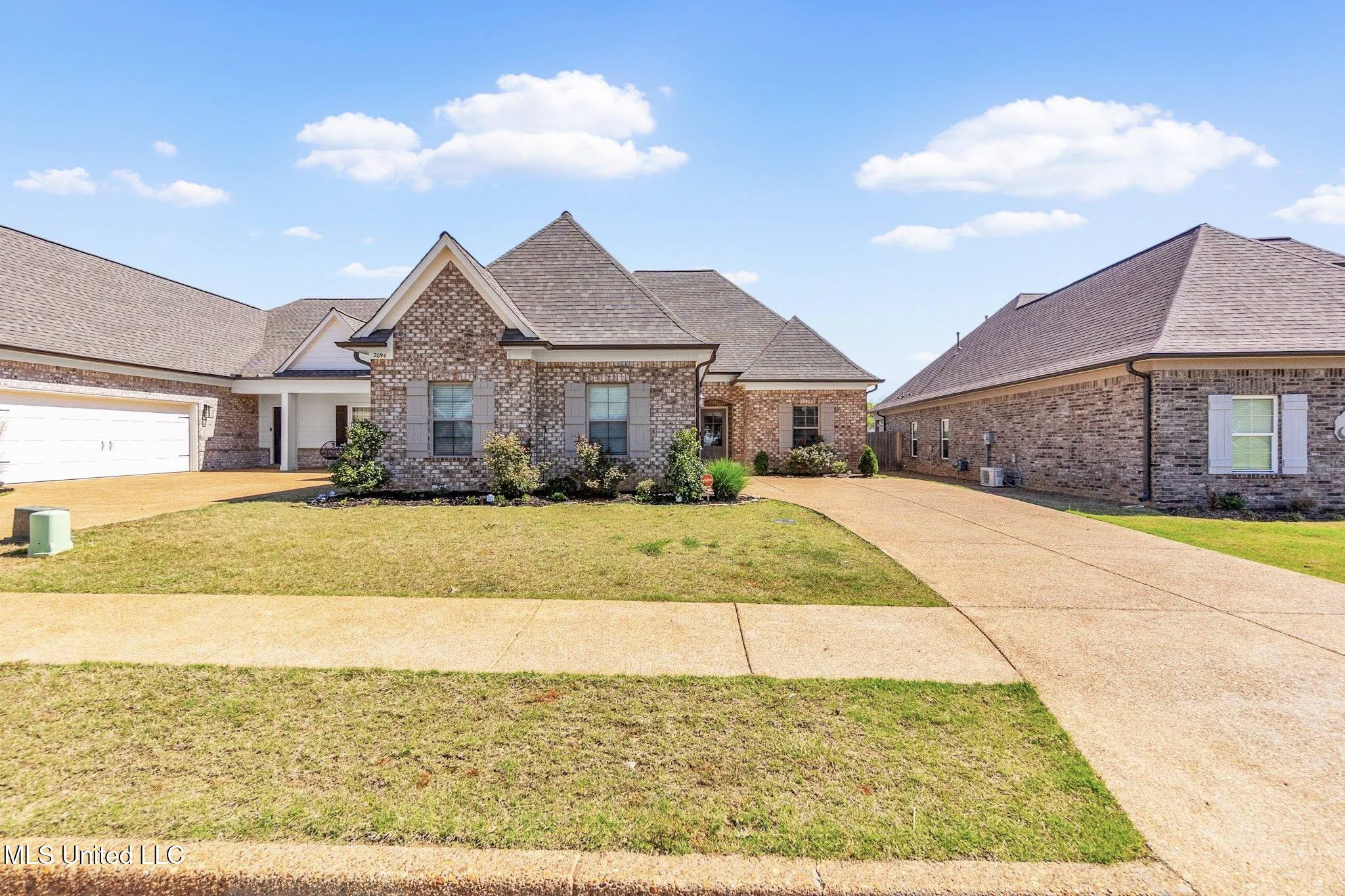 2094 Watson View West Nesbit, MS 38651 - Photo 1 of 44 Front Elevation