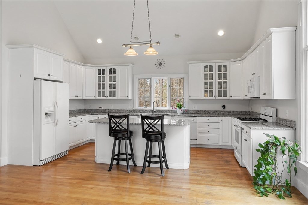 2 Old Village Road Acton, MA 01720 - Photo 10 of 34