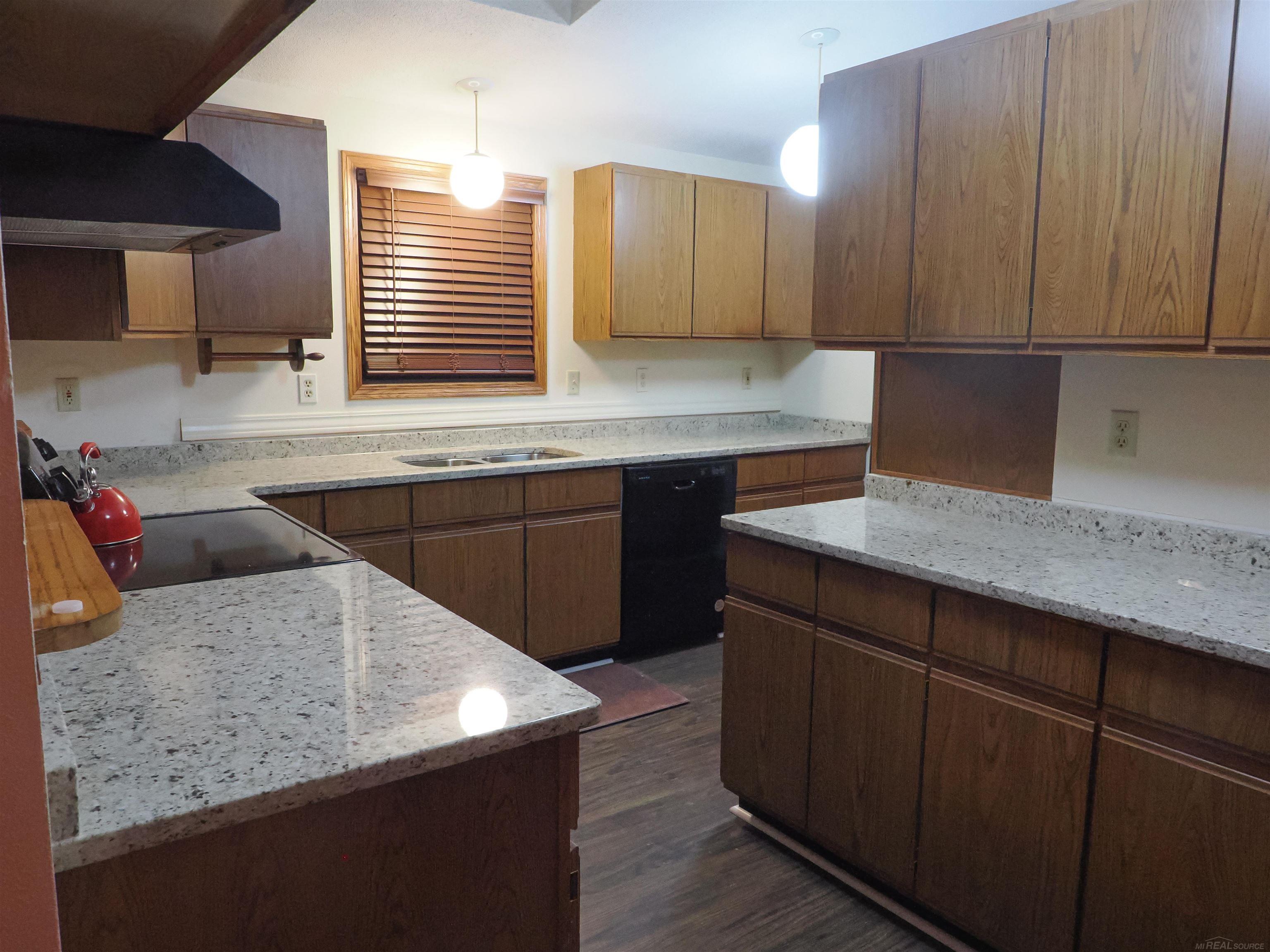 2039 South Riverside Drive Sault Ste. Marie, MI 49783 - Photo 62 of 75