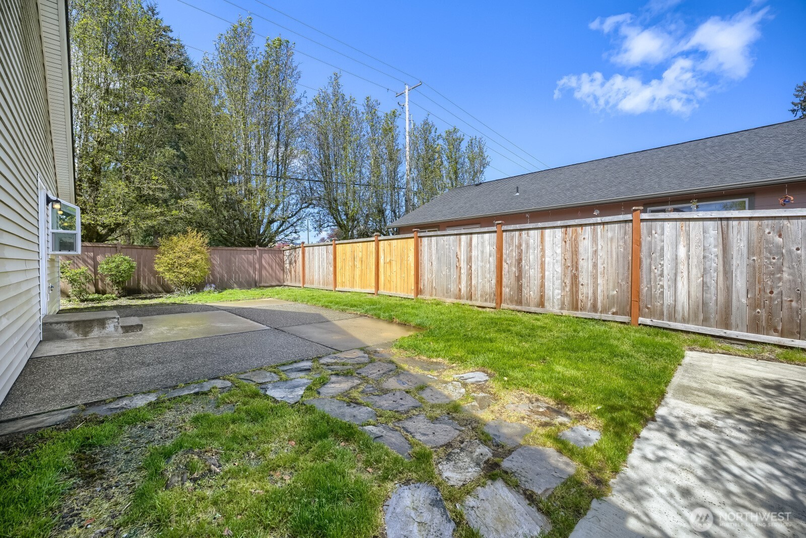 1607 Springfield Court Northeast Olympia, WA 98506 - Photo 20 of 21 a view of backyard with green space