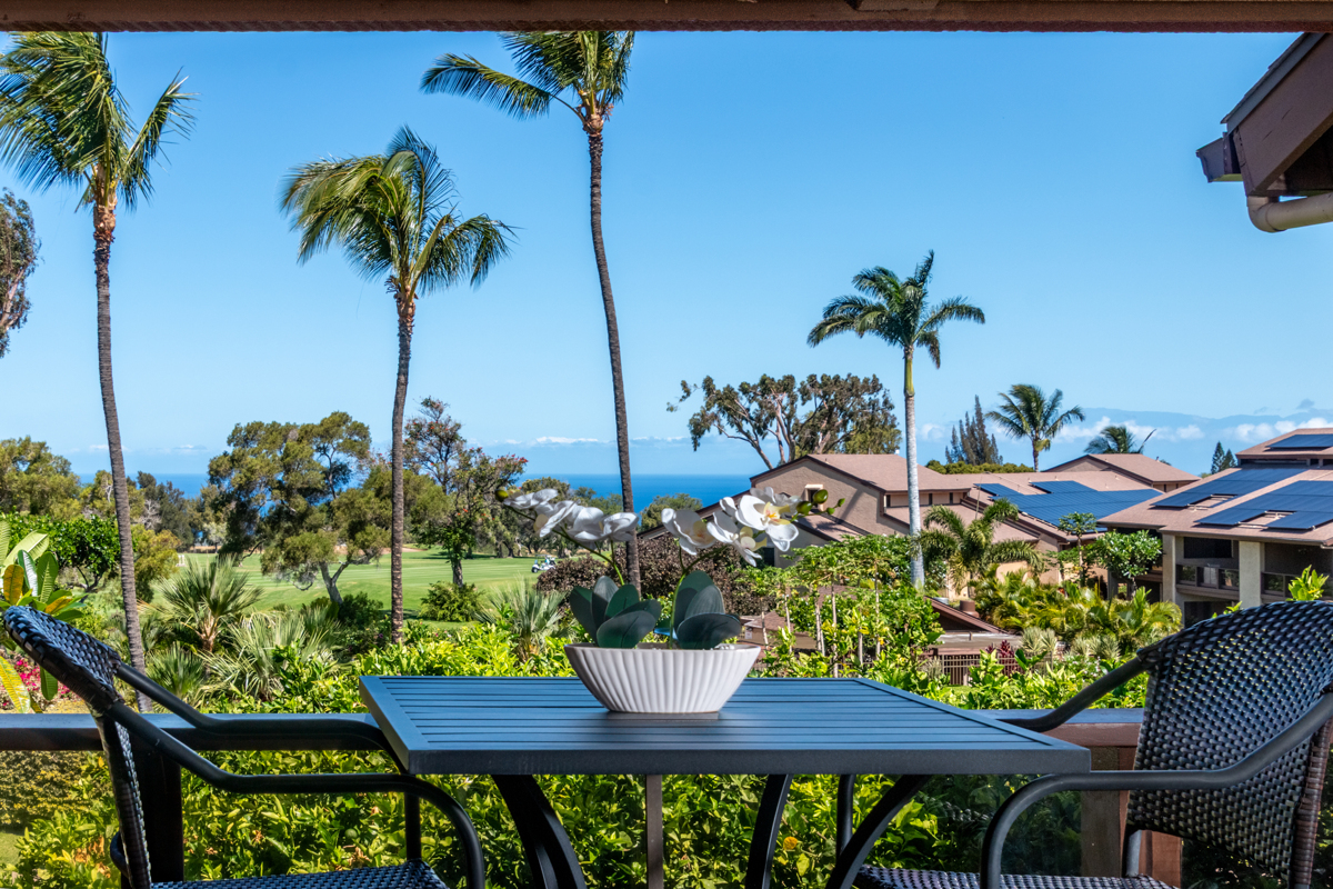 68-3840 Lua Kula Street, Unit D201 Waikoloa, HI 96738 - Photo 4 of 30 a view of a table and chairs in patio