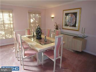 46 Rocking Horse Way Holland, PA 18966 - Photo 3 of 12 Dining Room