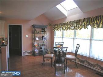 46 Rocking Horse Way Holland, PA 18966 - Photo 7 of 12 Breakfast Room