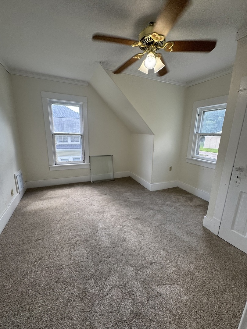 2114 Telegraph Road Davenport, IA 52804 - Photo 10 of 19