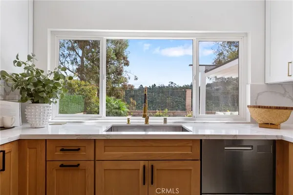 $1,500,000 | 21952 Esplendor, Mission Viejo, CA 92691