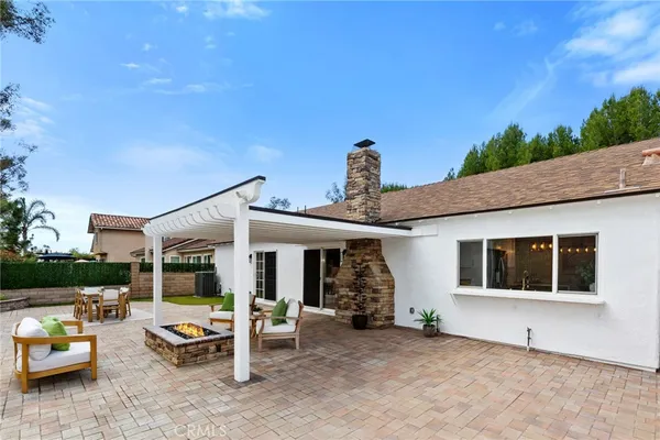 $1,500,000 | 21952 Esplendor, Mission Viejo, CA 92691