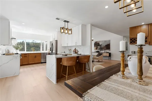 $1,500,000 | 21952 Esplendor, Mission Viejo, CA 92691