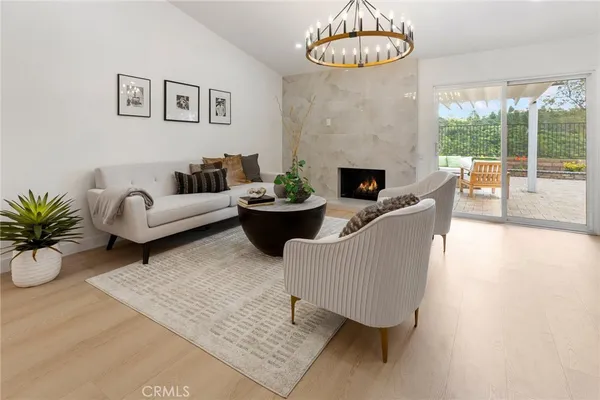 $1,500,000 | 21952 Esplendor, Mission Viejo, CA 92691