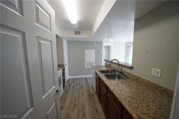 $1,095 | 6800 East Lake Mead Boulevard, Unit 2092, Las Vegas, NV 89156