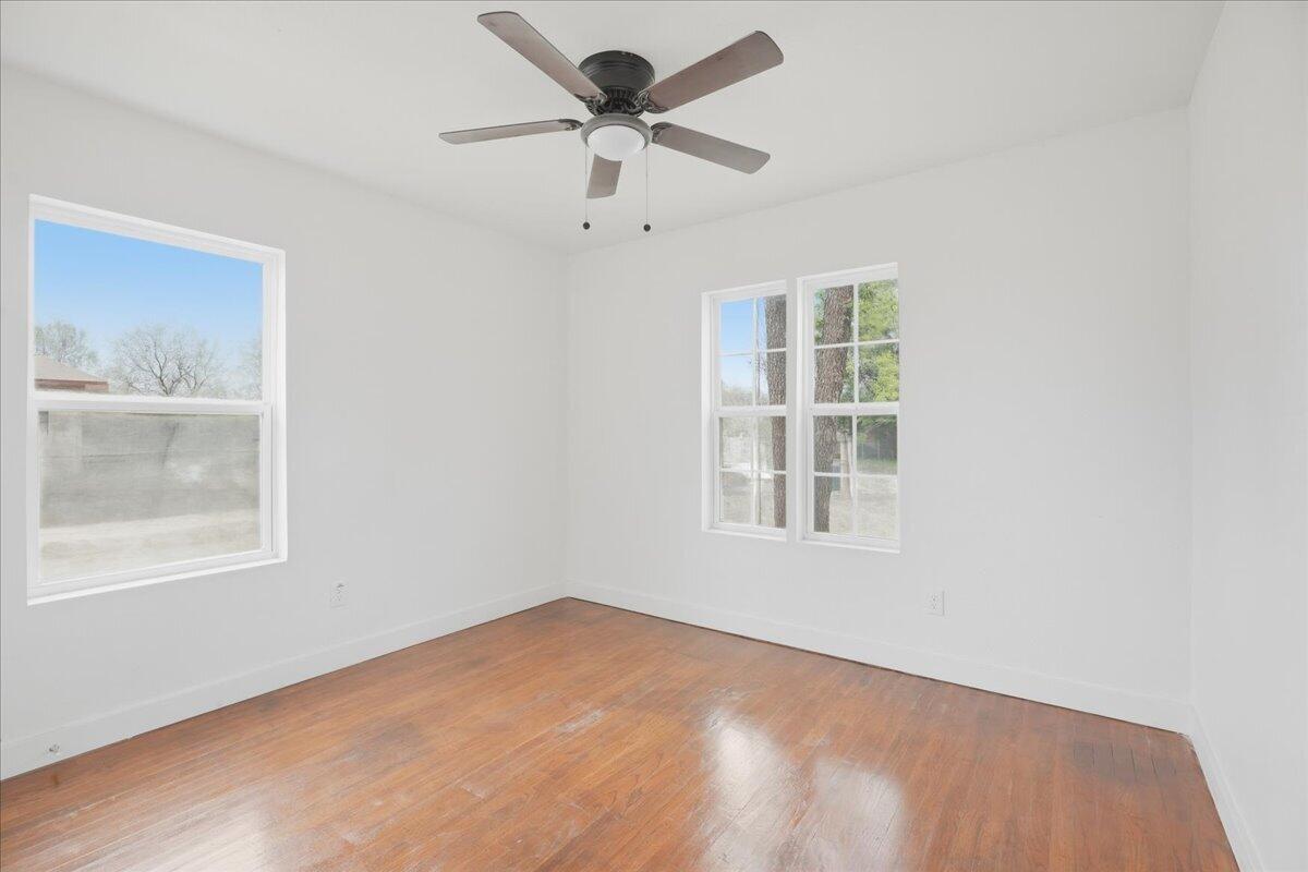 1906 22nd Street Lubbock, TX 79411 - Photo 9 of 14 09-1906_22nd_st_006