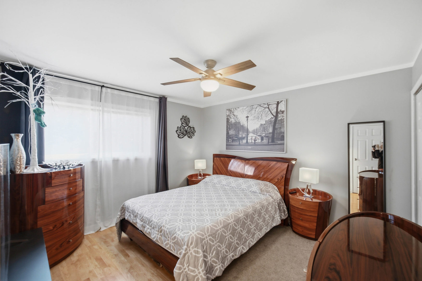 437 Maple Drive Wheeling, IL 60090 - Photo 11 of 26