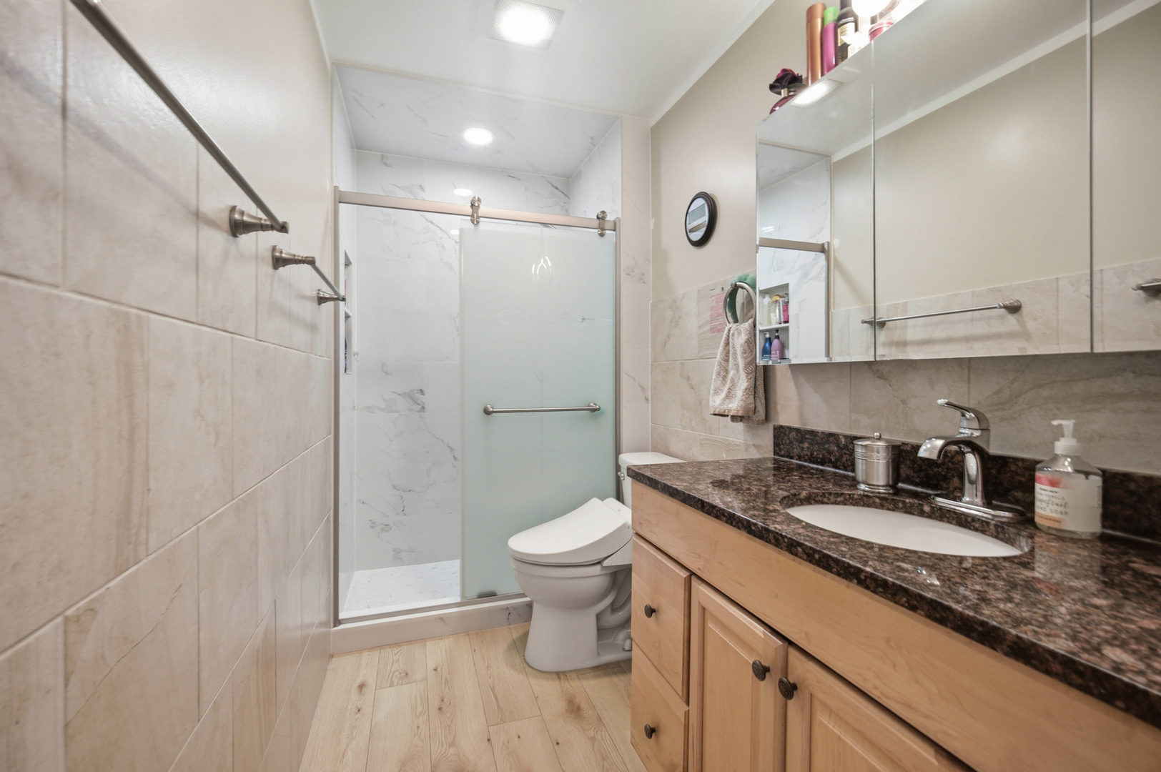 437 Maple Drive Wheeling, IL 60090 - Photo 13 of 26