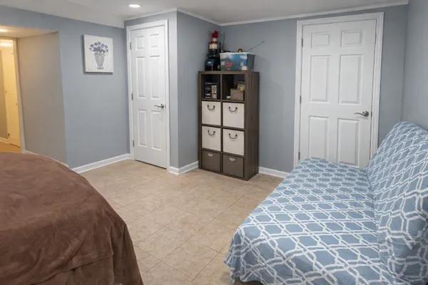 $399,900 | 437 Maple Drive, Wheeling, IL 60090