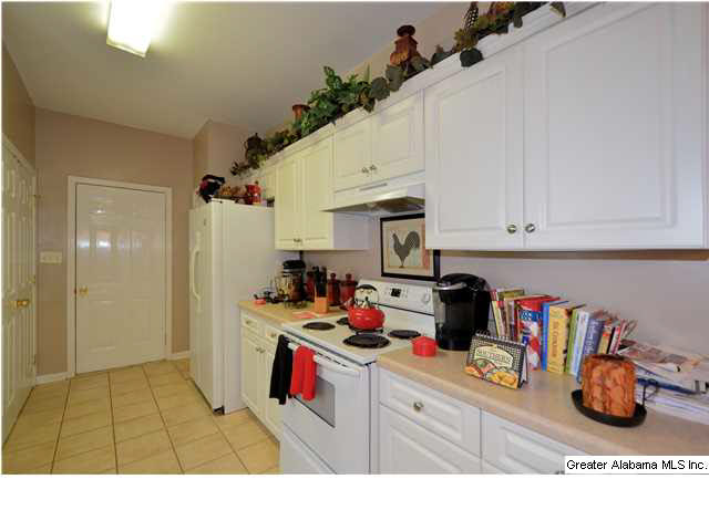 1805 Tyler Circle Leeds, AL 35094 - Photo 10 of 29