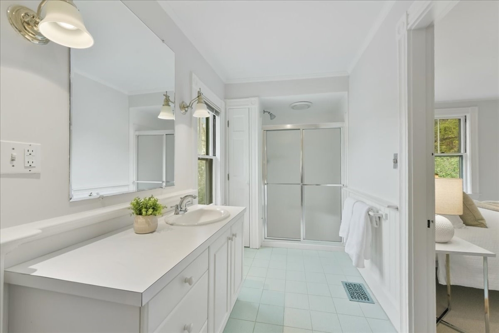 14 Locust Avenue Lexington, MA 02421 - Photo 29 of 40