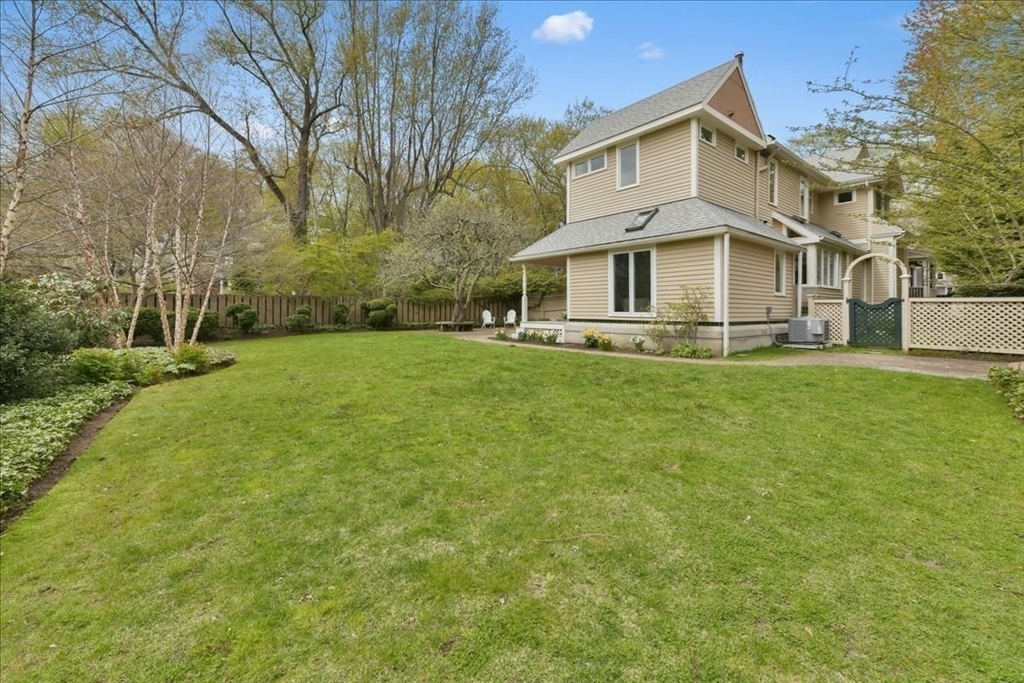 14 Locust Avenue Lexington, MA 02421 - Photo 39 of 40