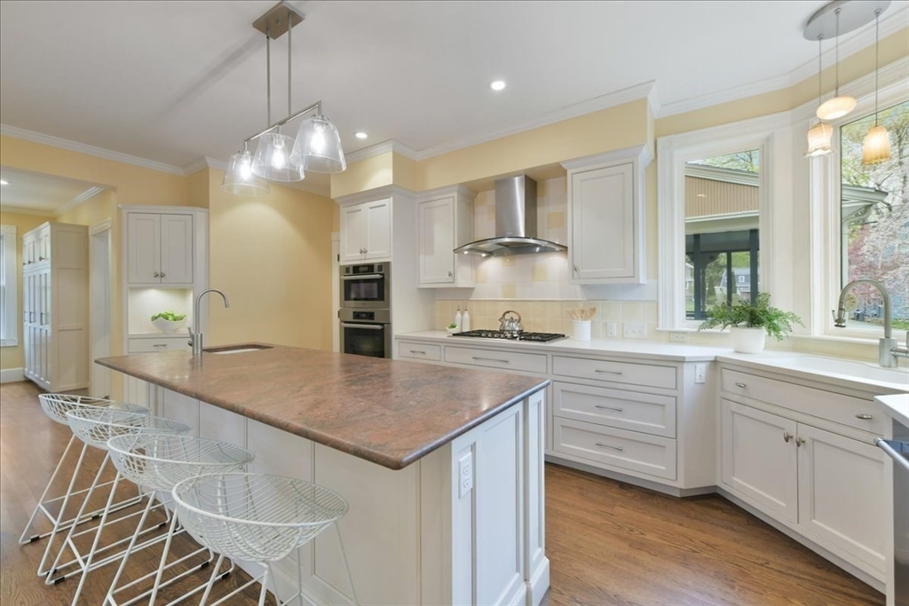 14 Locust Avenue Lexington, MA 02421 - Photo 9 of 40
