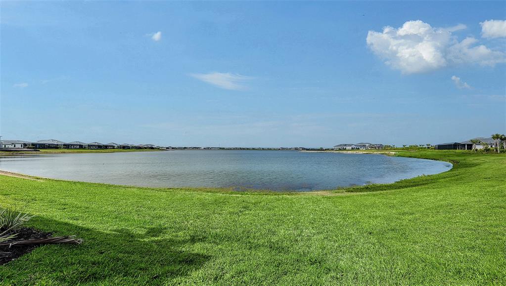 1046 Blue Shell Loop Sarasota, FL 34240 - Photo 8 of 14