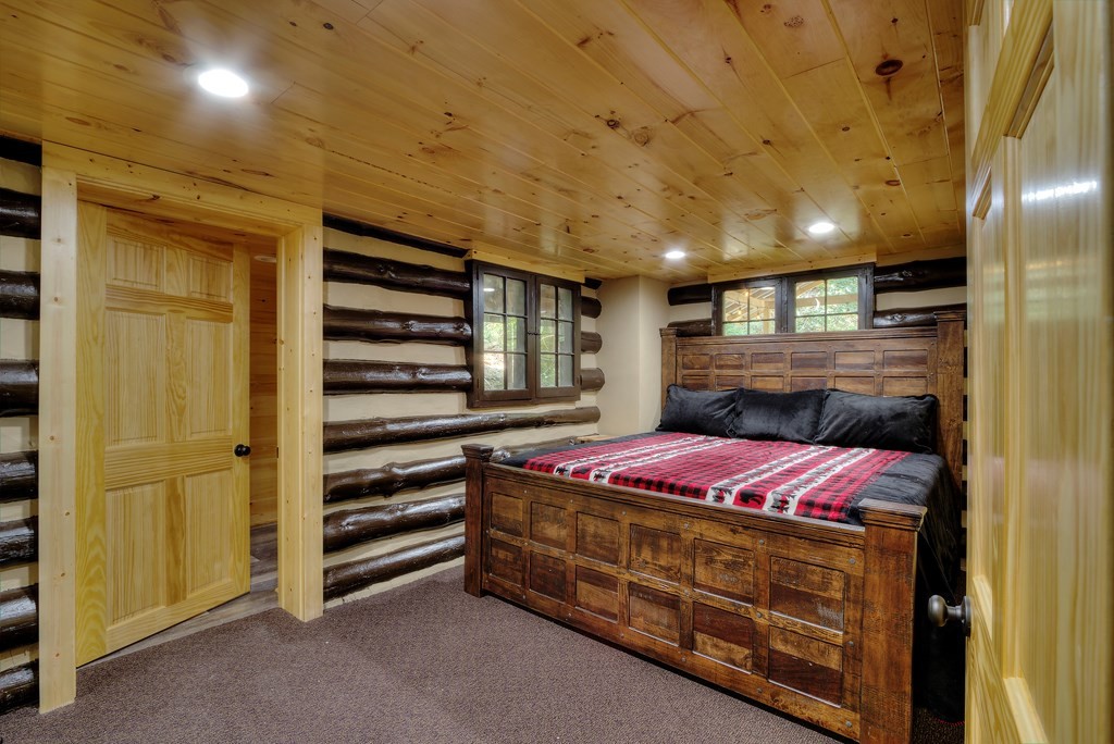 2157 Wears Valley Road Sevierville, TN 37862 - Photo 29 of 45 Gallery Image 29