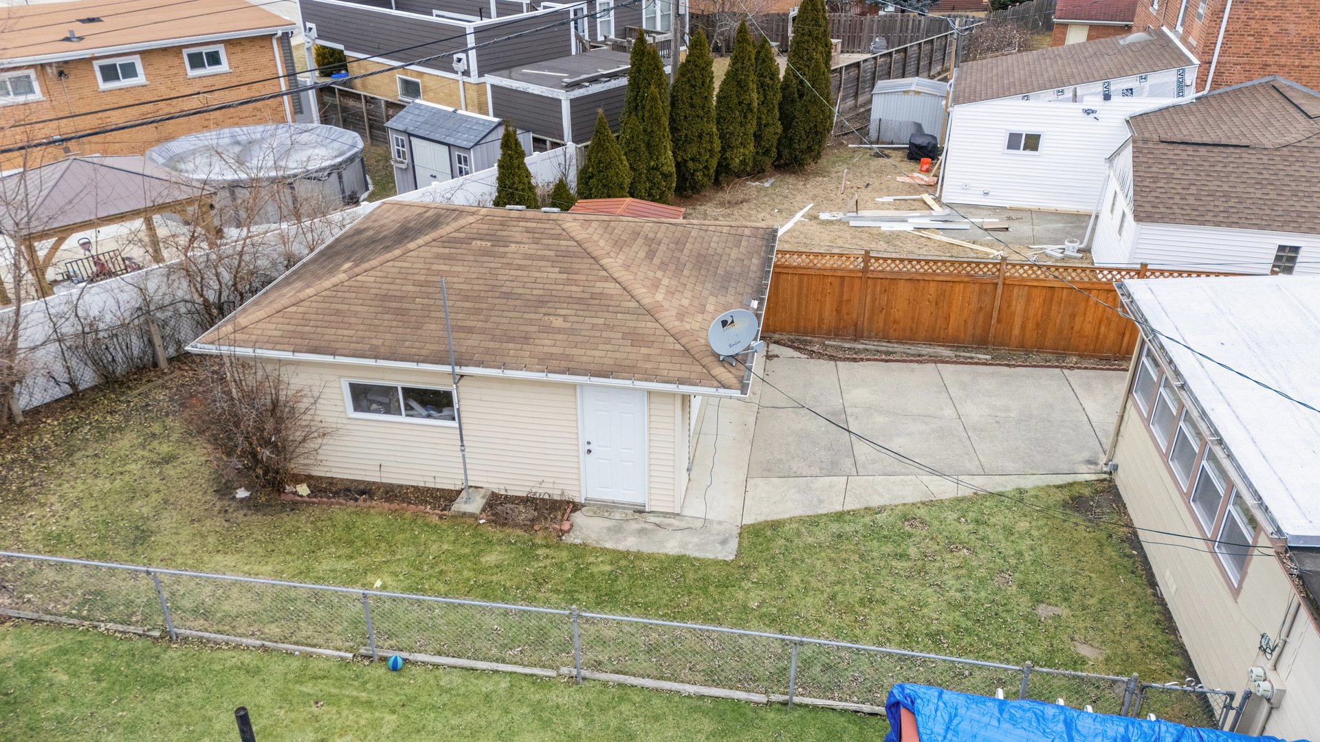 7250 West Rascher Avenue Chicago, IL 60656 - Photo 18 of 22 a view of a house with a backyard