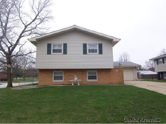 329 Collier Drive Springfield, IL 62704 - Photo 1 of 9 Gallery Image 1