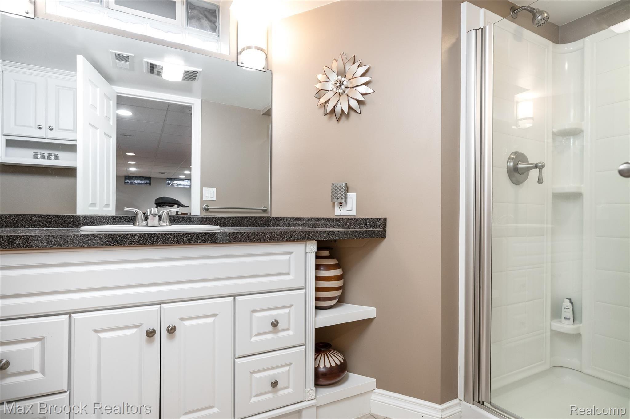 1295 Harvard Road Berkley, MI 48072 - Photo 17 of 25 2E2A7726-Edit.jpg