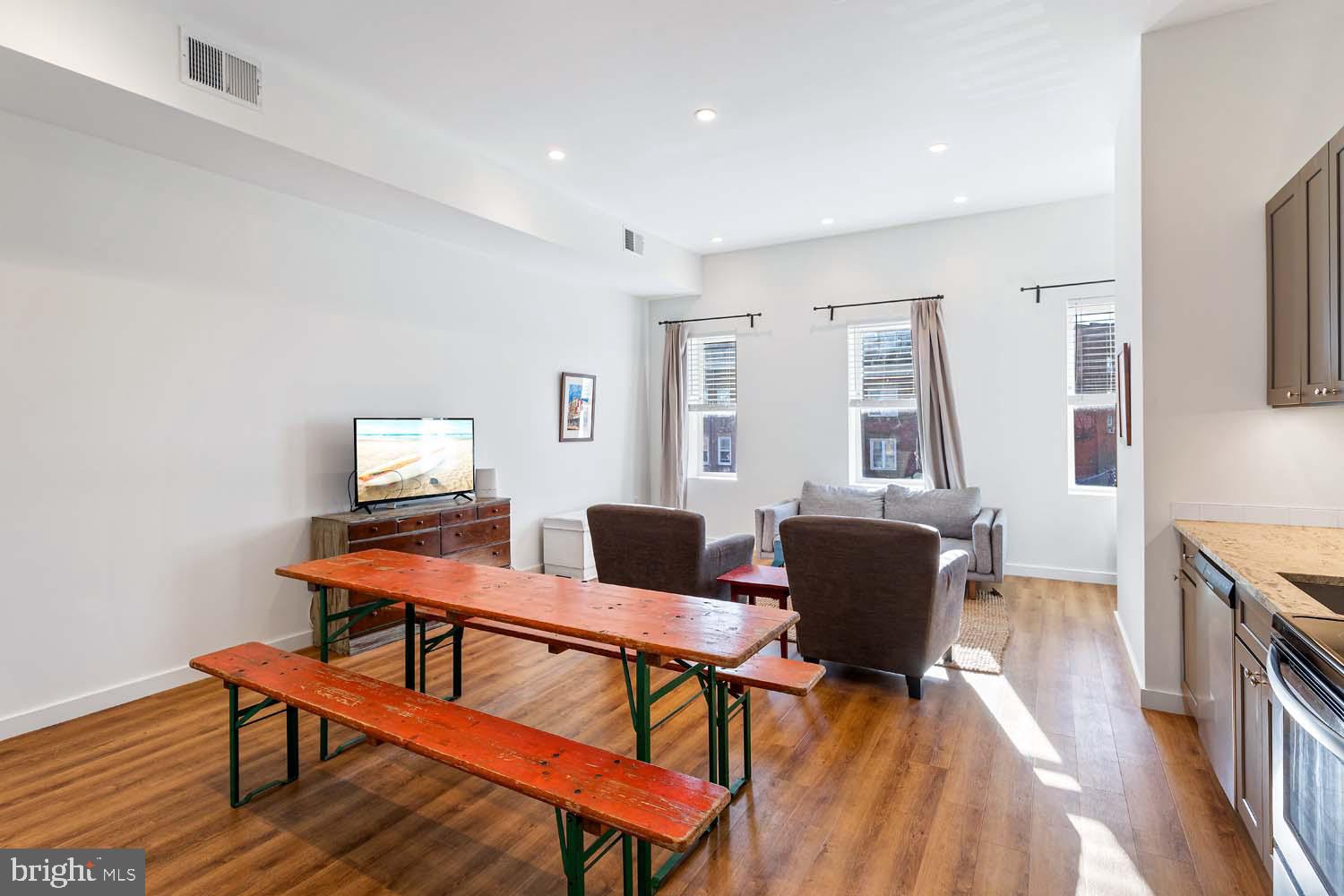 2465 18th Street Northwest, Unit 3 Washington, DC 20009 - Photo 11 of 20