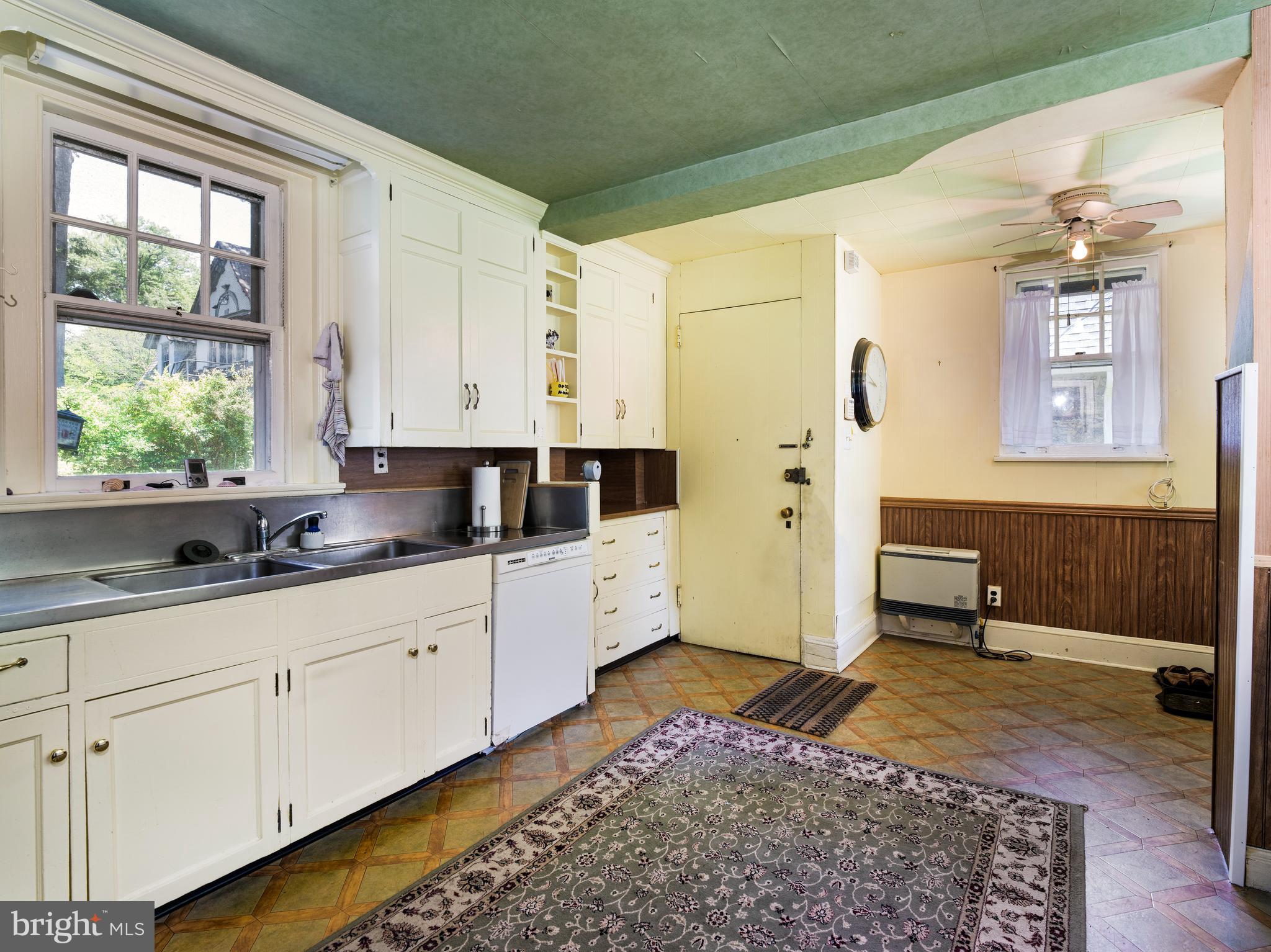 6420 Drexel Road Philadelphia, PA 19151 - Photo 11 of 28 Gallery Image 11