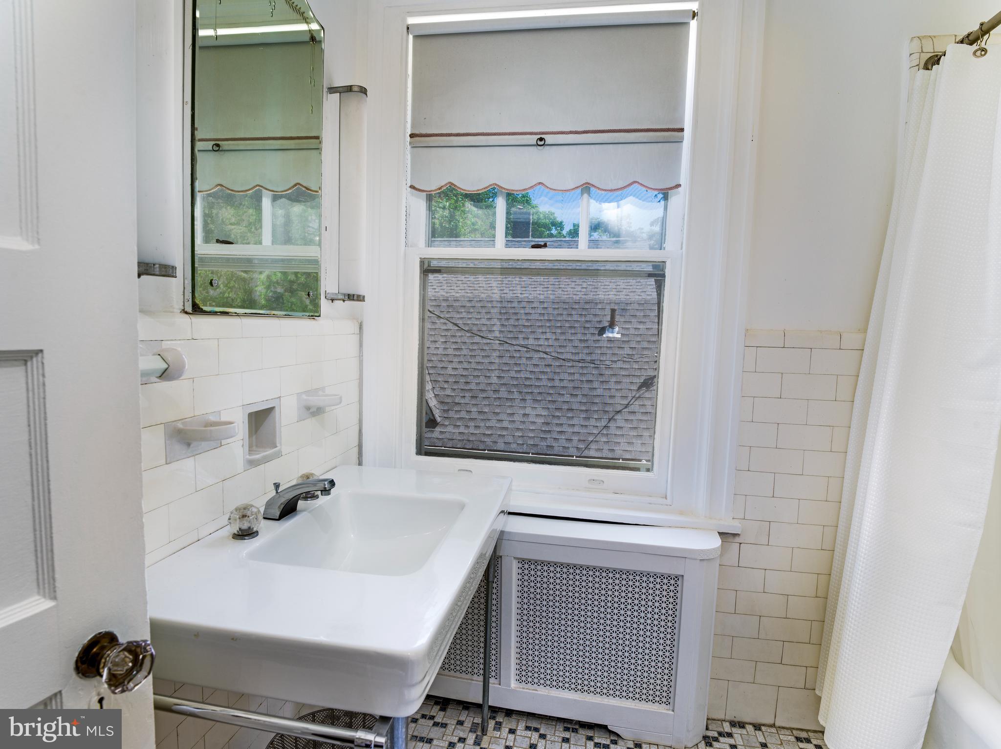 6420 Drexel Road Philadelphia, PA 19151 - Photo 18 of 28 Gallery Image 18