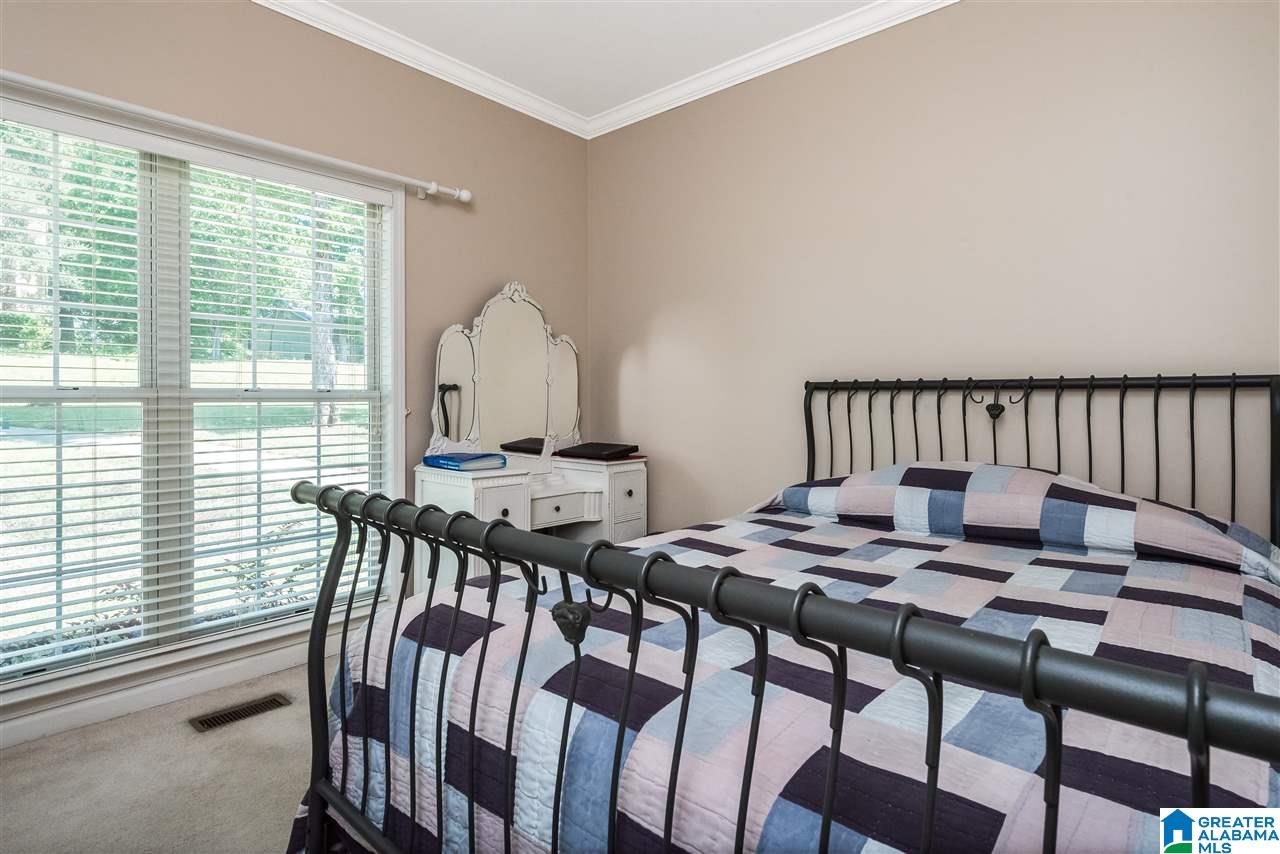 120 King Charles Way Alabaster, AL 35007 - Photo 11 of 17
