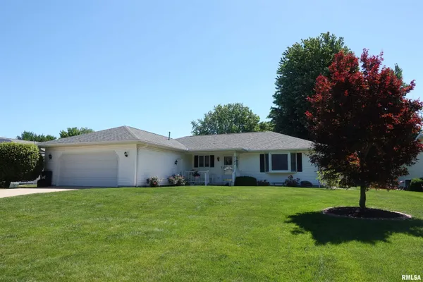 $325,000 | 3103 Castlebury Place, Galesburg, IL 61401