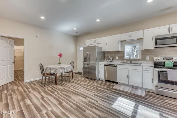 $258,900 | 411 East Chestnut Street, Johnson City, TN 37601