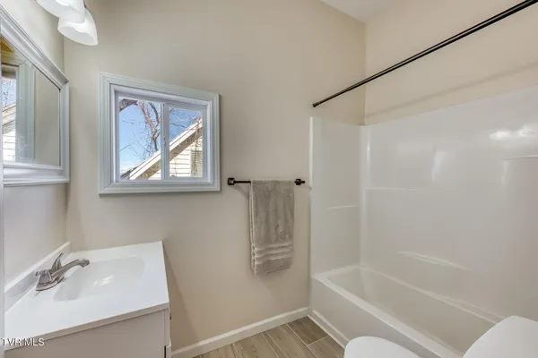 $258,900 | 411 East Chestnut Street, Johnson City, TN 37601