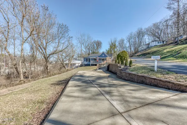 $258,900 | 411 East Chestnut Street, Johnson City, TN 37601