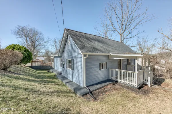 $258,900 | 411 East Chestnut Street, Johnson City, TN 37601