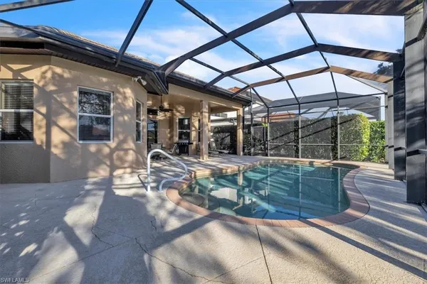 a view of a living room